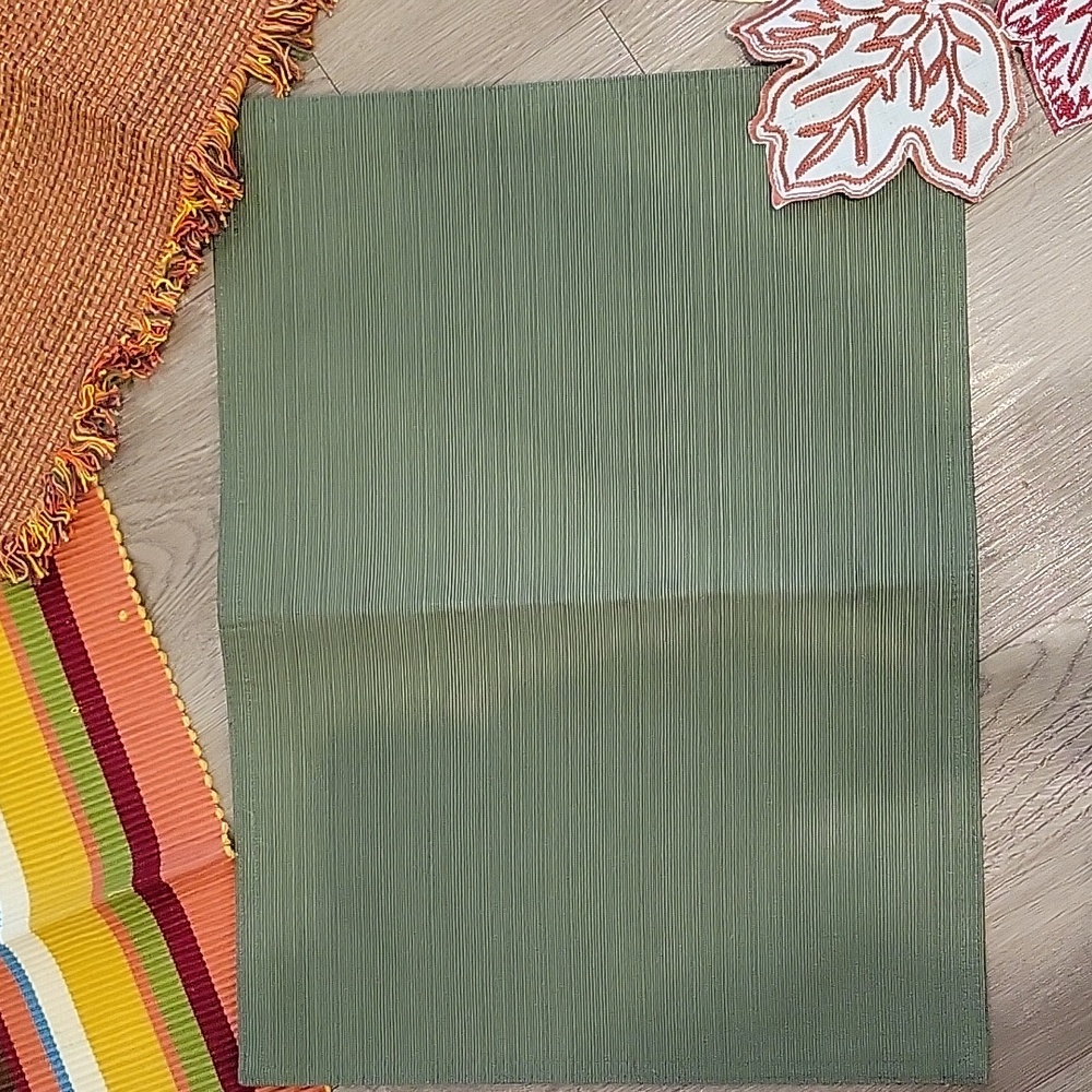 Fall Table Placemat Bundle - Picture 5 of 5